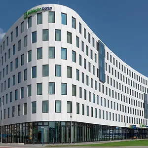 holiday-inn-express-dusseldorf-hauptbahnhof-an-ihg-hotel.topcolognehotels.com/